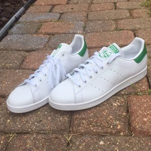 Size 11.5 men’s Adidas Stan Smiths